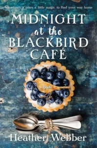 Featured image for Resumen de 'Medianoche en el café Blackbird' por Heather Webber