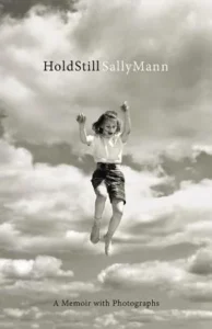 Featured image for Resumen de "Hold Still: Un memorando con fotografías" por Sally Mann