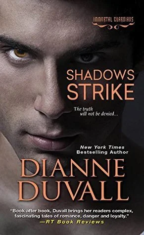 Featured image for Resumen de "Shadows Strike" por Dianne Duvall