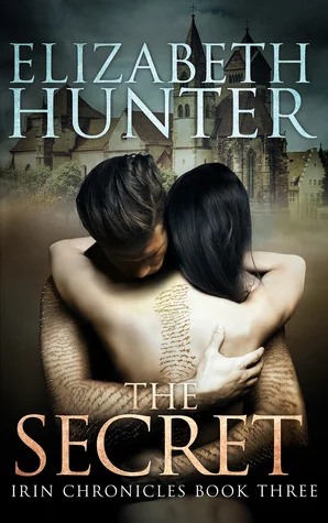 Featured image for Resumen de "El Secreto" por Elizabeth Hunter