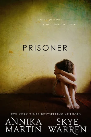 Featured image for Resumen de 'Prisionero' por Annika Martin y Skye Warren