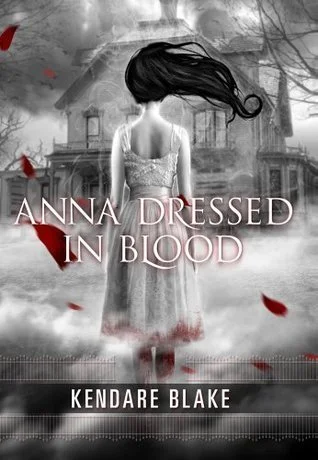 Featured image for Resumen de "Ana vestida de sangre" por Kendare Blake