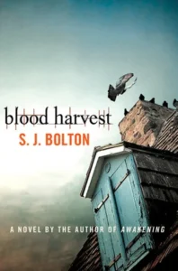 Featured image for Resumen de 'Cosecha de Sangre' por Sharon J. Bolton
