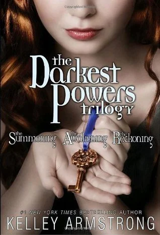 Featured image for Resumen de 'La trilogía de los poderes oscuros' por Kelley Armstrong