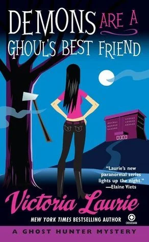 Featured image for Resumen de 'Los demonios son los mejores amigos de un ghoul' por Victoria Laurie