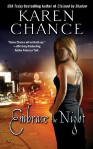 Featured image for Resumen de 'Abraza la noche' por Karen Chance