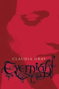 Featured image for Resumen de 'Medianoche' por Claudia Gray