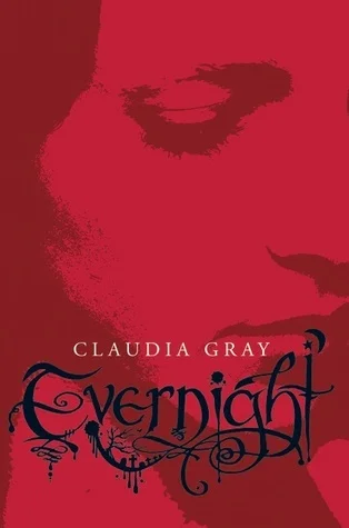 Featured image for Resumen de 'Medianoche' por Claudia Gray