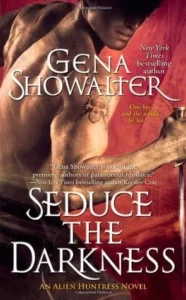 Featured image for Resumen de 'Seduce the Darkness' por Gena Showalter