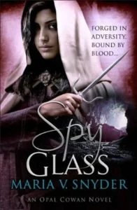 Featured image for Resumen de 'Glass Spy' por Maria V. Snyder