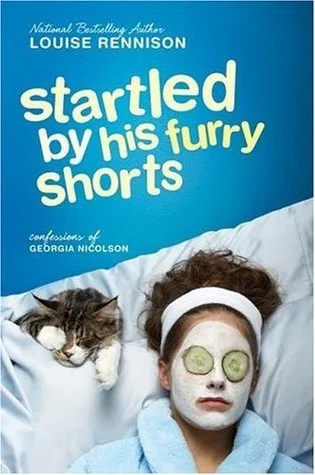 Featured image for Resumen de "Confesiones de Georgia Nicolson #7: Sorprendida por sus pantalones peludos" por Louise Rennison