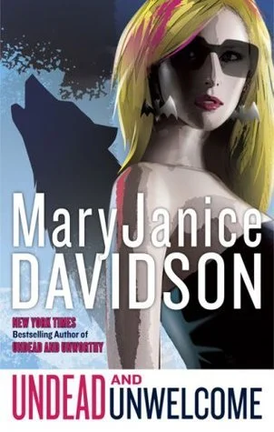 Featured image for Resumen de 'No muertas y no bienvenidas' por MaryJanice Davidson