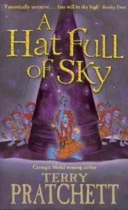 Featured image for Resumen de 'Un sombrero lleno de cielo' por Terry Pratchett