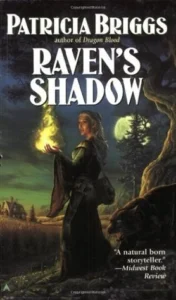 Featured image for Resumen de "La Sombra del Cuervo" por Patricia Briggs